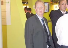 Een unieke gebeurtenis: Sjaak Oosthoek van 4Fruit Company in kostuum met stropdas.