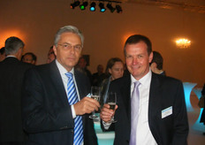 Collega's Leonard KampschoÃ«r van Fruitmasters en Etienne Leclere van Haspengouw