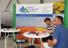 bollenvelden op de achtergrond bij de gezamenlijke gewasbeschermingsleveranciers