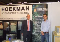 Hans Voortman en Rudy Eggerink van Hoekman Houtindustrie.
