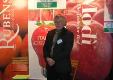 Johan Aelterman van CIV met aardbei- en appelrassen