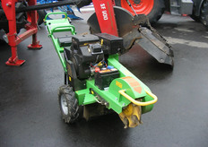 en een voor het lichtere werk