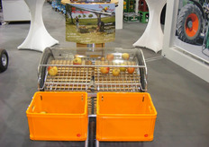 Dit is een mechanische opraper voor valappels, die voor de streuanbau erg gemakkelijk is