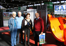 Ook Belgische bezoekers, links Gisele Joris en rechts Eric Champagne van Veiling BFV