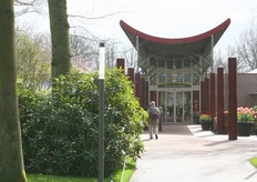De opening van het aspergeseizoen 2010 vond plaats in het Willem-Alexander Paviljoen in de Keukenhof