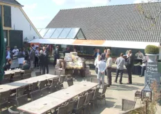 Op het terras van Stapelbakker en Brasserie Marie op Landgoed Heerlijkheid Mariënwaerdt presenteren producenten en telers hun Gijs product.