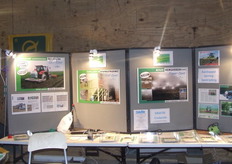 meneer Itse Woets kwam even bij me staan om te kijken of de stand er goed op kwam.