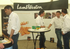 Lamb Weston had een enorme delegatie laten komen, zij zijn zoals elk jaar de fritessponsor van deze open dag.