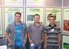 De delegatie van De groene vlieg: Johan Knook, Wimjan Brasser en Sebastiaan ten Napel