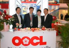 De Chinese delegatie van Orient Overseas Container Line Ltd (OOCL).