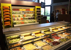 Het assortiment van Bonfait prachtig gepresenteerd in het interieur van Toonen.