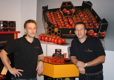 Robbert de Jong en Michiel Bontenbal van Looije Tomaten. Op www.honingtomaten.nl staat elke dag een nieuw tomatenrecept.