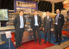 Marco de Koster, Barry Moeleker, stagiair Huib en Jan Hoogesteger van Tramper Technology