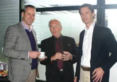 Sjaak Melissant , professor dr. Hugo B. Roos en Niels Sneek