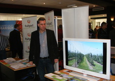 Frank van Wijk van van Nifterik is al volop ondersteuningsmateriaal aan het afleveren