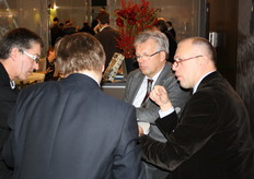 Muyshondt senior en junior in overleg