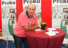 Rini Kusters in de stand van Proku