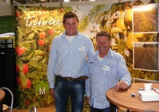 Rechts Jan Morren met links adviseur Bert den Haan