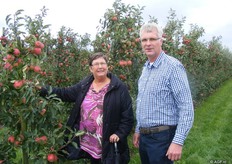 De eerste verkopers van het ras, Jaqueline van de Werdt, de echte Groentevrouw en Henk Verwoert van Hanos