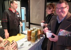 Groentespecialist Dennis Zeegers, Oss maakt verse soepen die hij op een eenvoudige manier pasteuriseert waardoor ze 4 weken koelvers houdbaar zijn