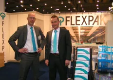 Nieuw op de beurs was ook Flexpak. Marcel Leijten en Jos van der Veen presenteerde de folie producten.
