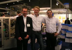 Maarten Janssens en Erwin Smit van Niverplast met Udo Stol van Stol Inspection Systems.