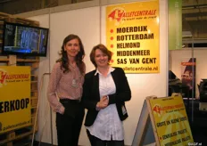 Nancy van Opstal en Annemarie Spierings van de Palletcentrale.