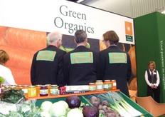 Zo zagen hun costuums aan de achterkant eruit