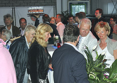 Willem en Ria nemen de vele felicitaties in ontvangst