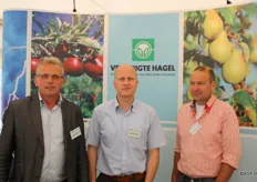 Ries Vernooij, Jan Schreuder en Gert Trimpe Burger van Vereinigte Hagel