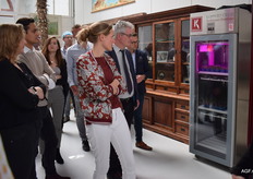 Moderne teeltkas die op de Holland America Line meevaart