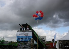 Ondanks de donkere wolken is het een zonnige dag geweest