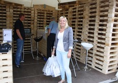 Melissa Panhuis van Pallethandel Panhuis. Zij waren voor het eerst aanwezig op deze dag.
