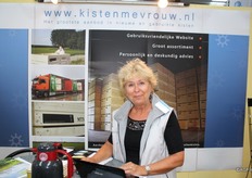 Tineke Douwes, de kistenmevrouw.nl