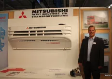 Christian Meyer van Heifo, met de transportkoeling van Mitsubishi.