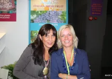 Alma Dorien Wesseling (rechts) is actief in de Italiaanse druivenexport voor Villa Marco
