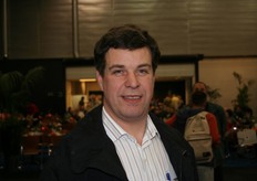 Paul Verhoeckx komt een kijkje nemen.