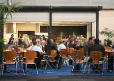 Drukte in het restaurant.