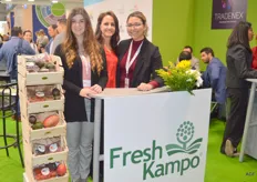Euromeridian uit Mexico levert onder het merk Freshkampo een zachtfruitassortiment zoals bramen, frambozen en aardbeien. Ook avocado’s en mango’s worden verhandeld. Angelica Martinez Contrenis, Naima Battou en Lucia Pineda Salazar.