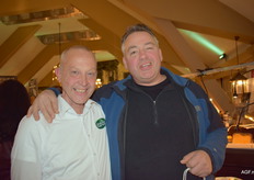 Frank Meuleman heeft een groentezaak in Beverwijk waar Jos van Epos ook wel eens over de vloer komt