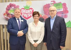 Francois Maes, Klara Van Looveren en Patrick Maes, de oprichters van Special Fruit. 