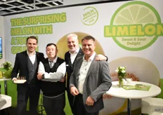 Geerten van Luttikhuizen en Hans van den Heuvel van HillFresh tekenden een exclusiviteitsovereenkomst met veredelingsbedrijf Known You Seed  om de Limelon, een meloen met een vleugje limoensmaak, exclusief te vermarkten in Europa.