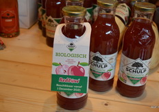 Vanaf 1 december komt er ook een biologische variant beschikbaar van de Red Love appelsap. 