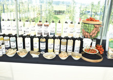Dressings en toppings onder het eigen merk van Van Gelder