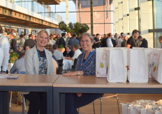 De dames van de goodie-bags