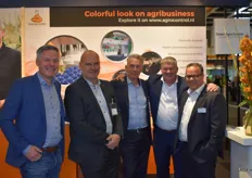 Team Groen Agro Control met Jelger de Vriend, Peter van der Veeken, Michel Witmer, Sven Thomas (Jaguar) en Hassan El Khallabi