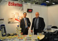 Dirk Ghelen en Silvano De Angeli van B.M.L.E. Zij produceren etiketten en papierrollen