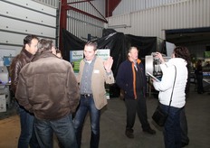 Maurice Deben en Simon van Gennip, druk in gesprek