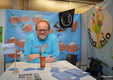 Ronald van Marlen van Nana Bio. Zij stonden een deel van de stand af aan sociale bewegingen (XR Landbouw, XR gifvrij, XR Big Agri, de agroecologische beweging en de Teddy Tomatencoalitie). "Ik krijg ongelooflijke reacties, zo fijn dat er eindelijk mensen zijn die iets durven te zeggen. Daarvoor is veel waardering vanuit de sector."