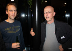 Willem Krijgsman van Kippie dat haar DC op het terrein heeft en Ed Koelewijn van Versland